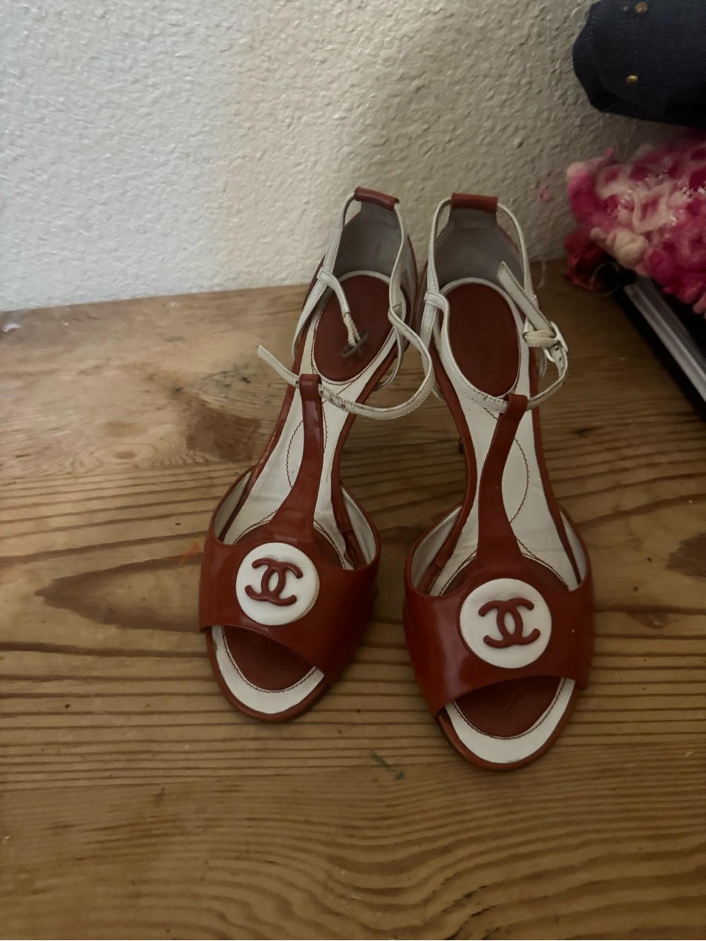 CHANEL Red and White Patent Peep-Toe Heels with CC Medallion - Picture 7 of 11